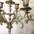 Paire de chandeliers en marbre, bronze et laiton style Louis XVI
