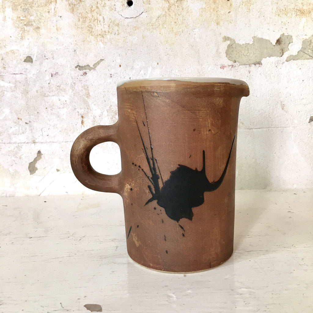 Pichet en grès intérieur émaillé écru