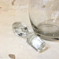 Carafe à décanter ou à eau élancée corps arrondi verre gravé transparent