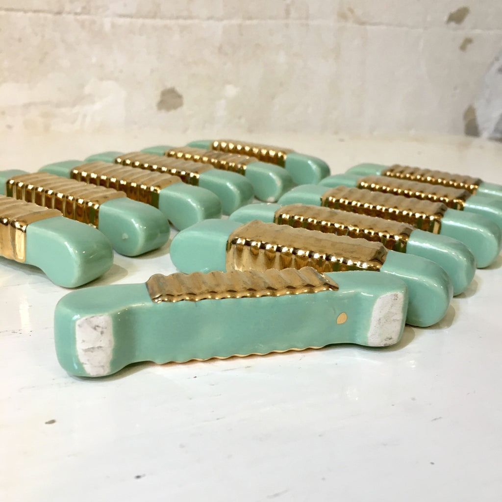 Lot de 6 porte - couteaux en céramique émaillée