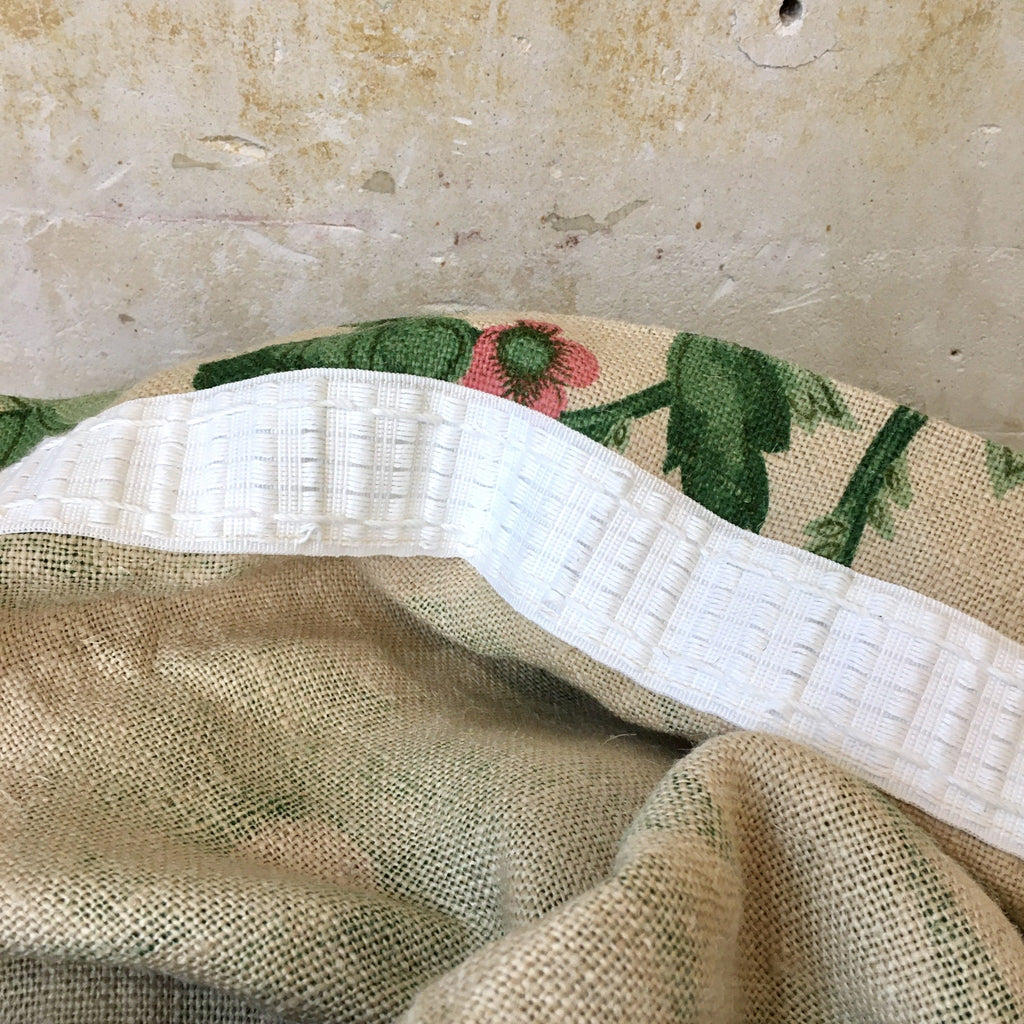 Paire de rideaux anciens chanvre imprimé fleurs