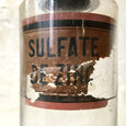 Petit pot à pharmacie Napoléon III en verre soufflé avec étiquette - Sulfate de zinc