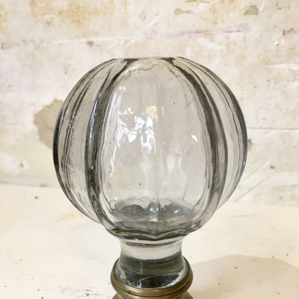 Boule d'escalier en cristal et laiton fin XIXème