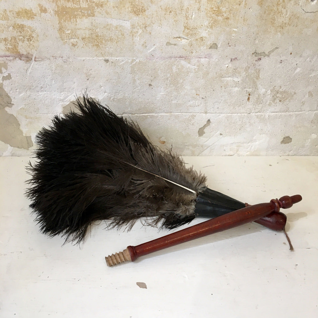 Ancien plumeau en véritables plumes d’autruche