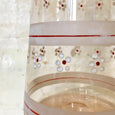 Service à liqueur en verre transparent - motifs fleurs peintes blanches et rouges années 1970
