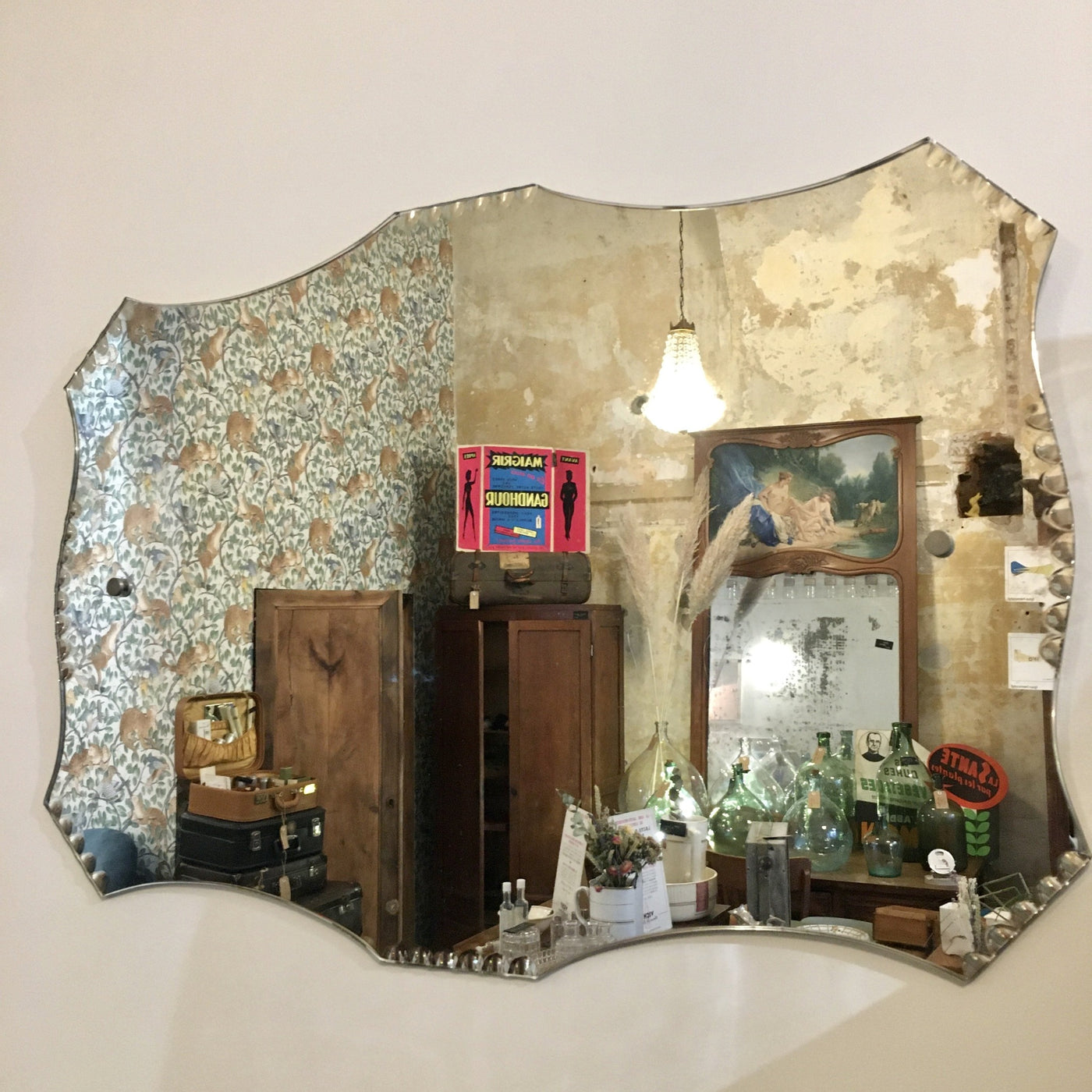 Grand miroir biseauté de salle de bain - forme originale