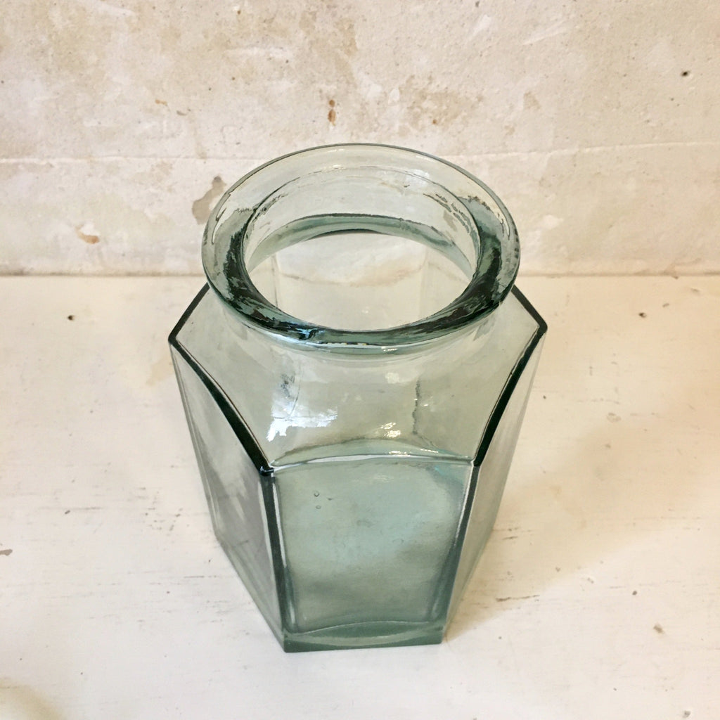 Bocal à biscuit / bonbonnière hexagonal en verre moulé