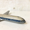 Avion miniature Caravelle en métal peint