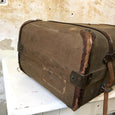 Valise bagage de voyage coins arrondis tissu extérieur lin et sangles en cuir - fin XIX ème
