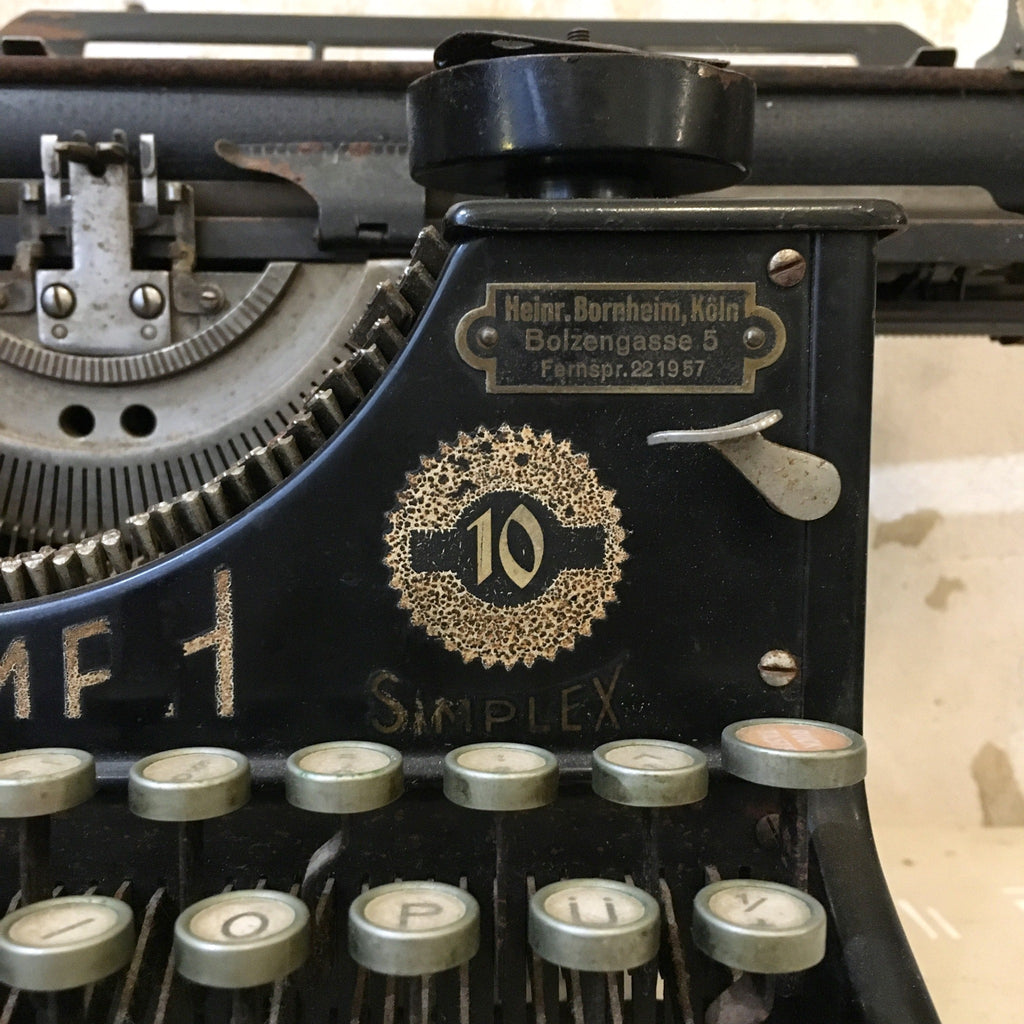 Machine à écrire Triumph 1920 début XXe