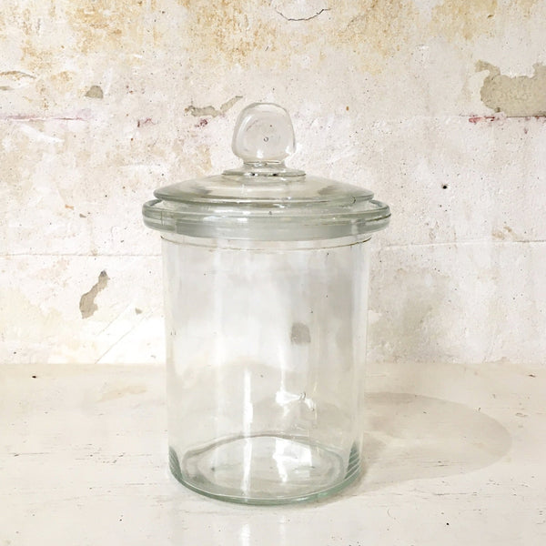 Petite bonbonnière cylindrique en verre moulé transparent