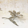 Cendrier fleur en métal argenté années 1960