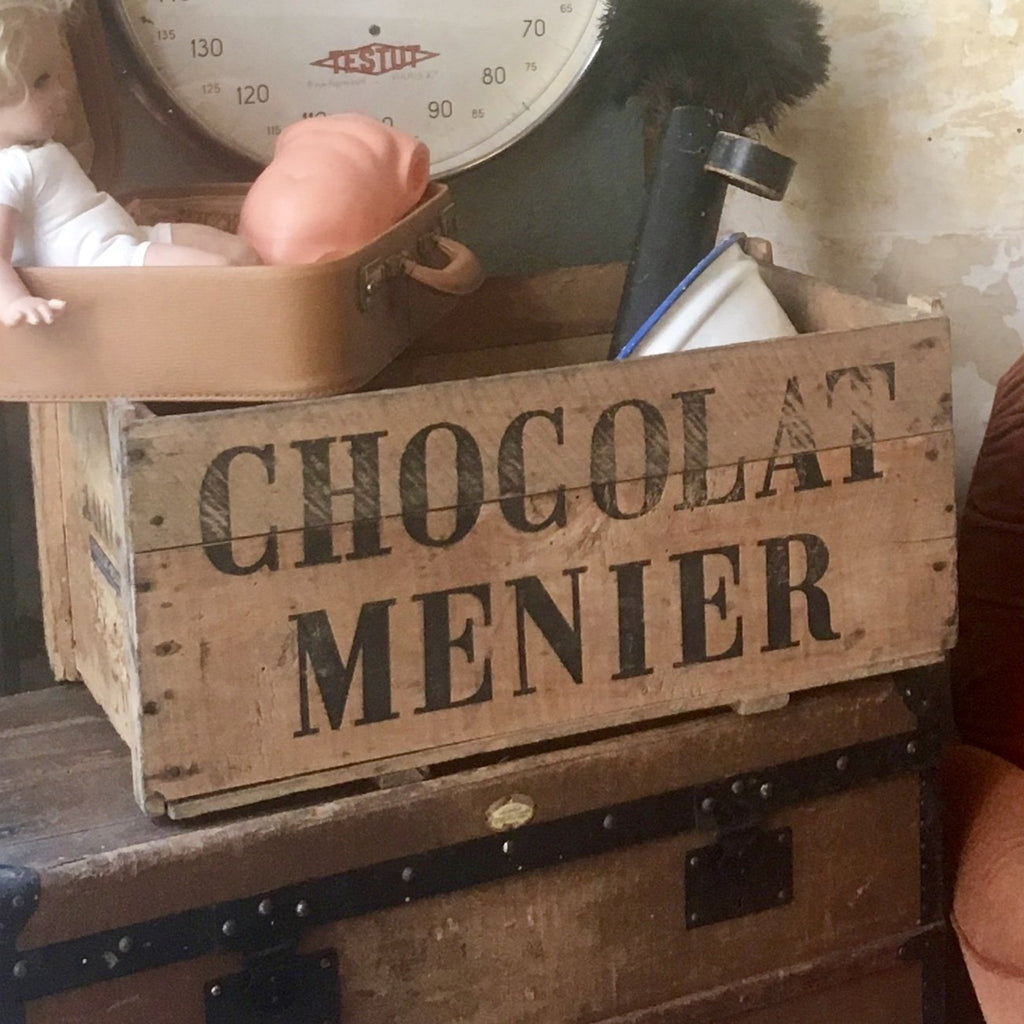 Caisse bois chocolat menier