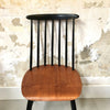 Chaise à barreaux Fanett Tapiovaara scandinave